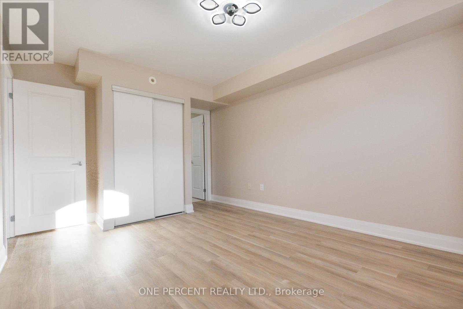 201 - 320 John Street, Markham, Ontario  L3T 0B1 - Photo 18 - N12451213