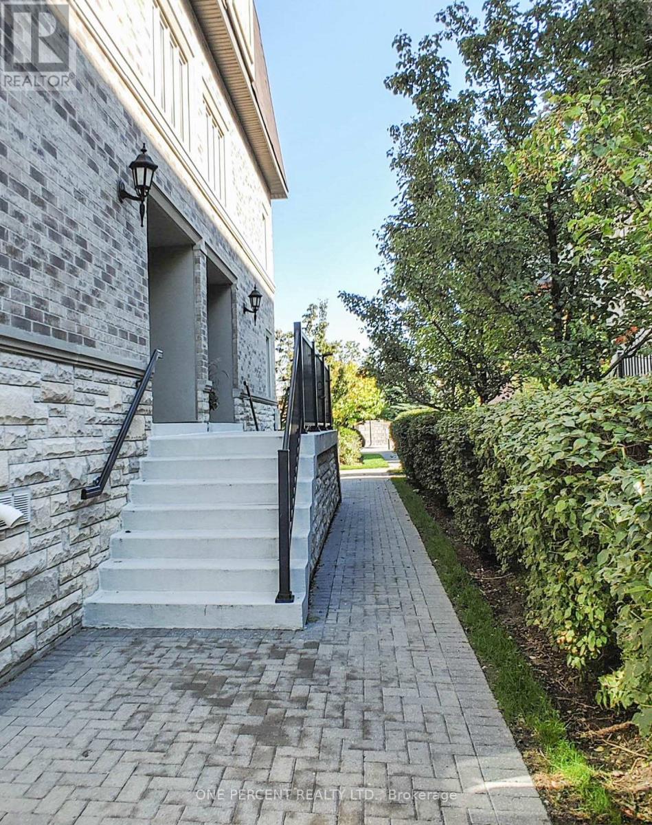 201 - 320 John Street, Markham, Ontario  L3T 0B1 - Photo 3 - N12451213