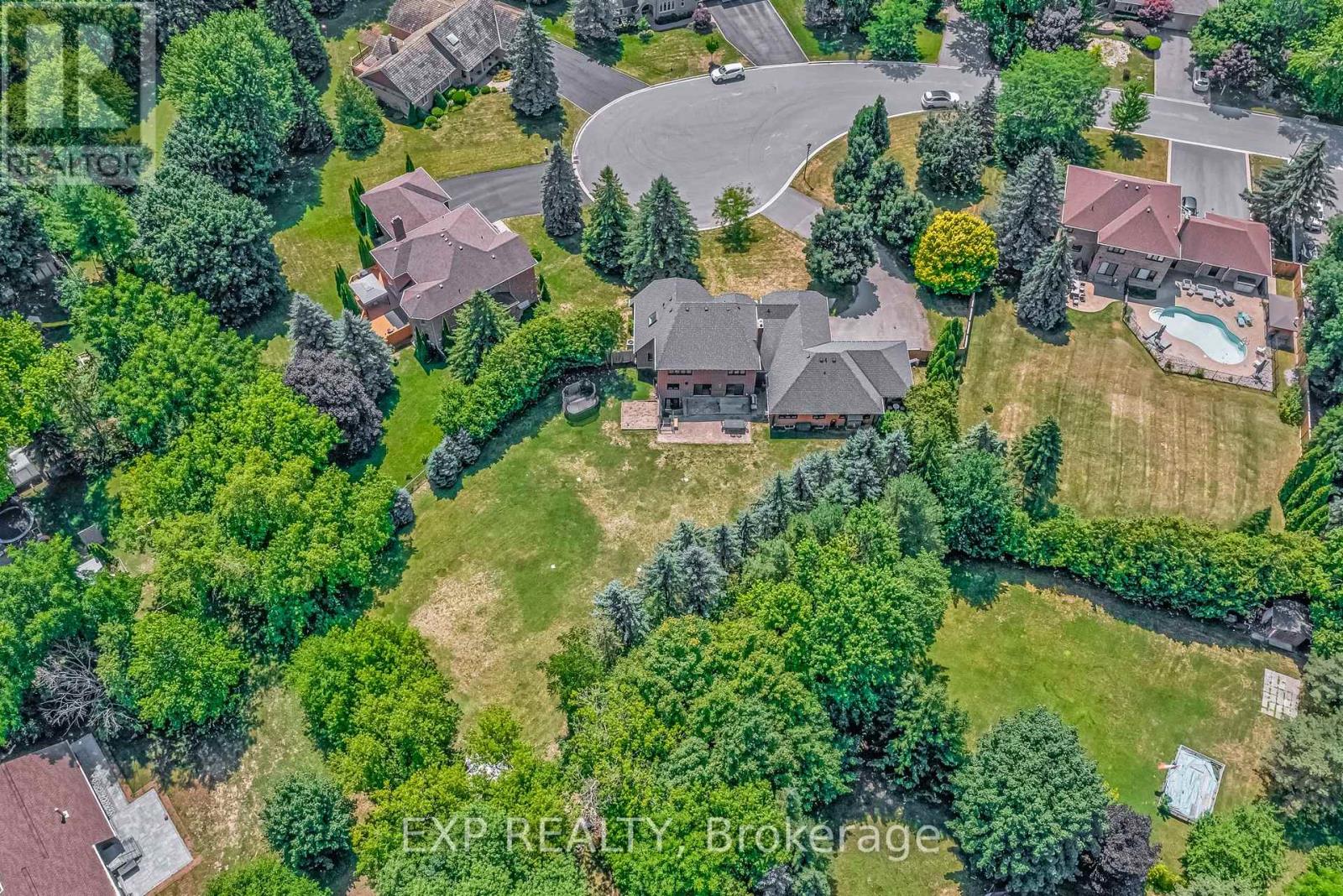 17 Chamberlain Court, King, Ontario  L0G 1N0 - Photo 46 - N12451231