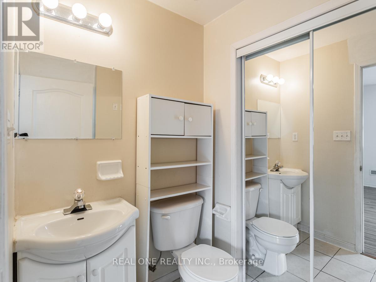 Lower - 24 Coast Avenue, Vaughan, Ontario  L6A 3Y1 - Photo 5 - N12451244