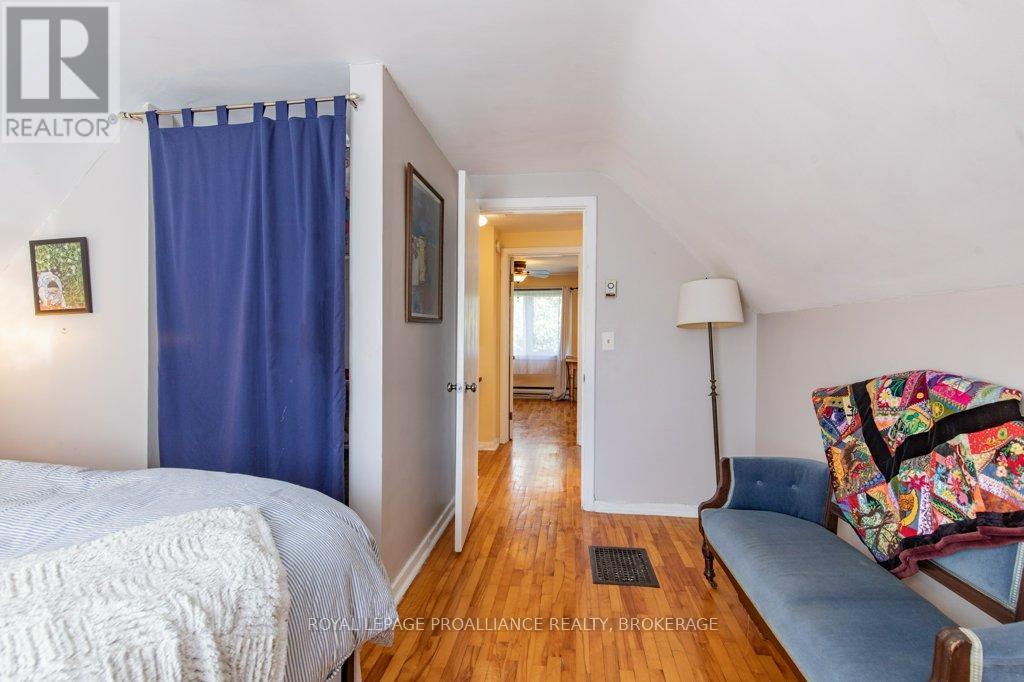 337 Palace Road, Kingston, Ontario  K7L 4T4 - Photo 29 - X12451324