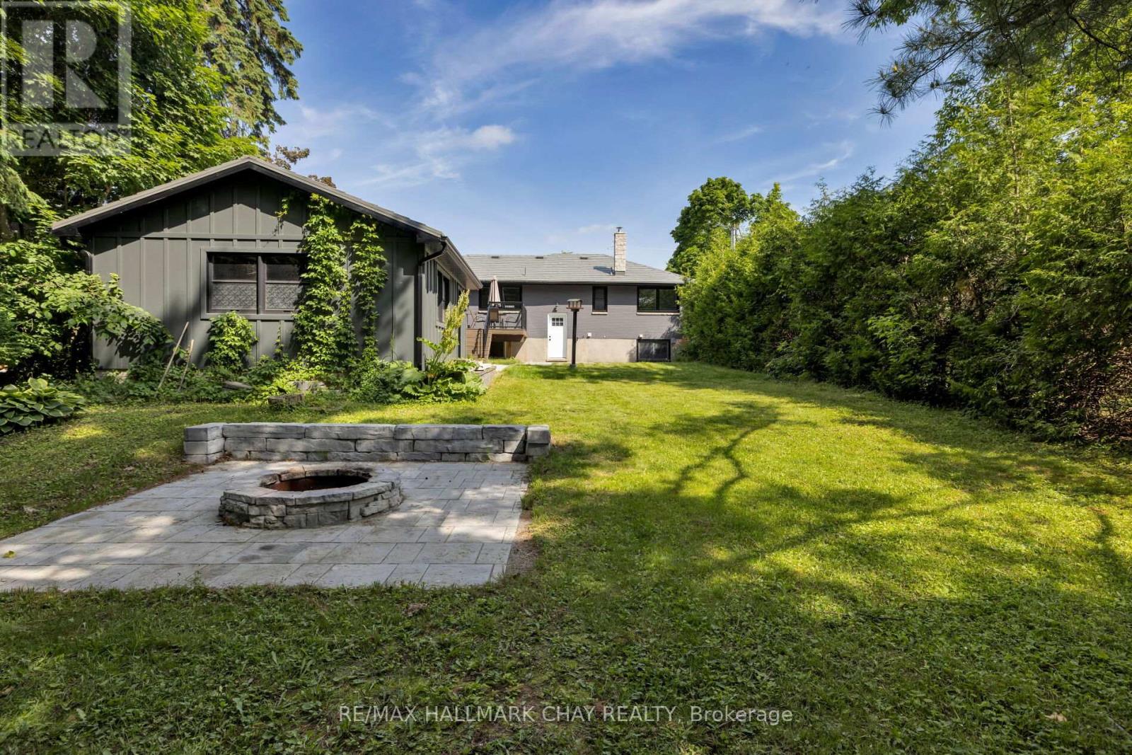 39 Eugenia Street, Barrie, Ontario  L4M 1P7 - Photo 24 - S12451258