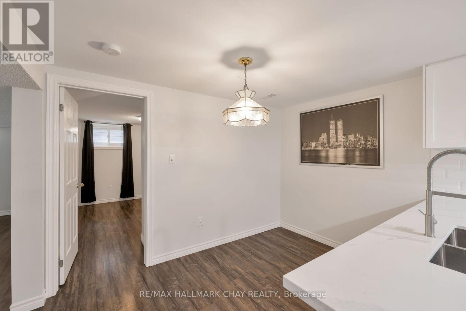 39 Eugenia Street, Barrie, Ontario  L4M 1P7 - Photo 41 - S12451258