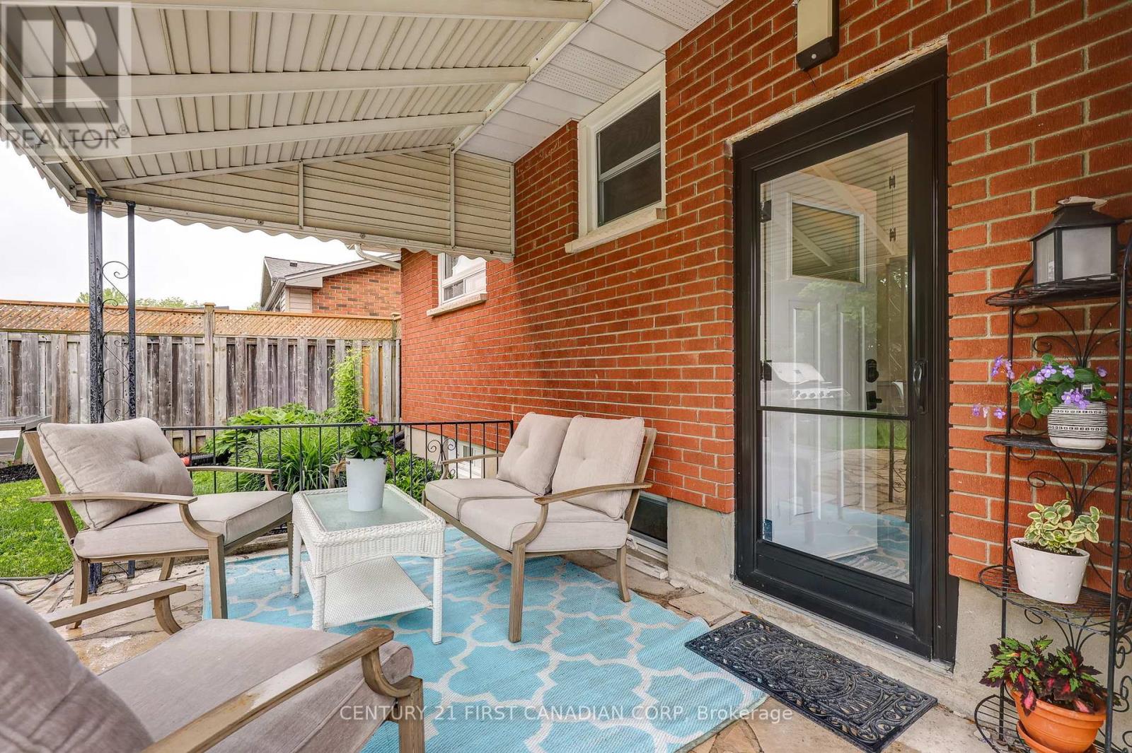 116 Downing Crescent, London South, Ontario  N6C 3C8 - Photo 43 - X12451333