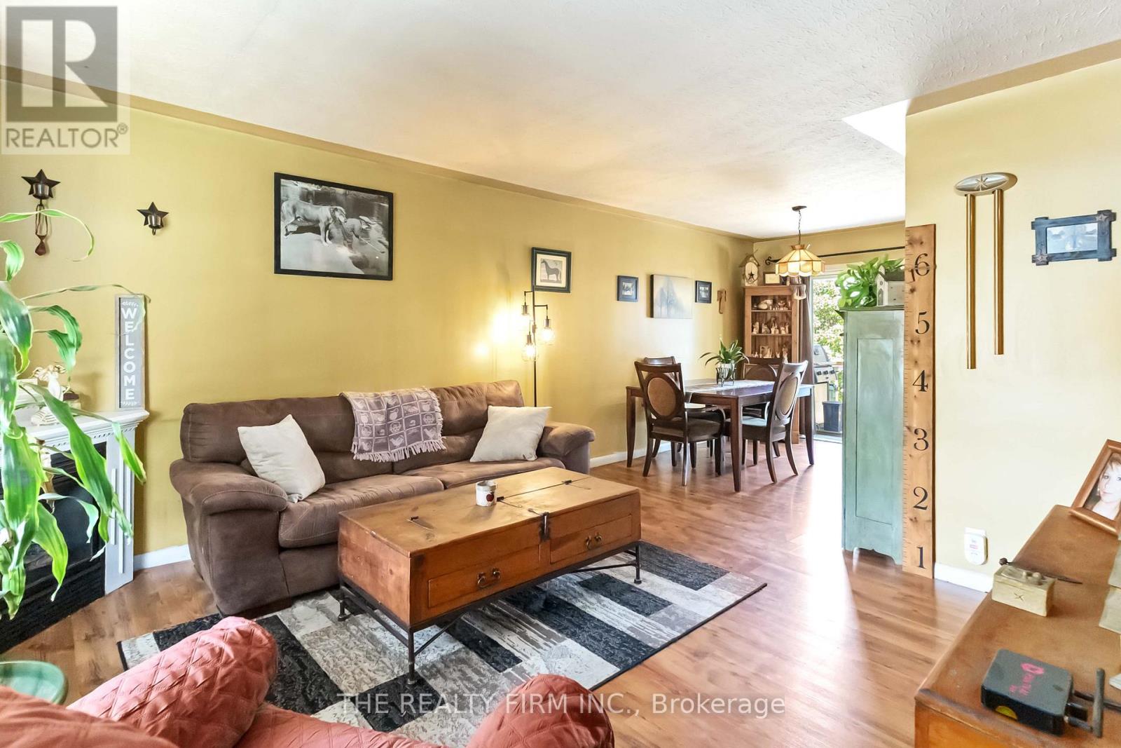 1919 Duluth Crescent, London East, Ontario  N5V 1H6 - Photo 12 - X12451404