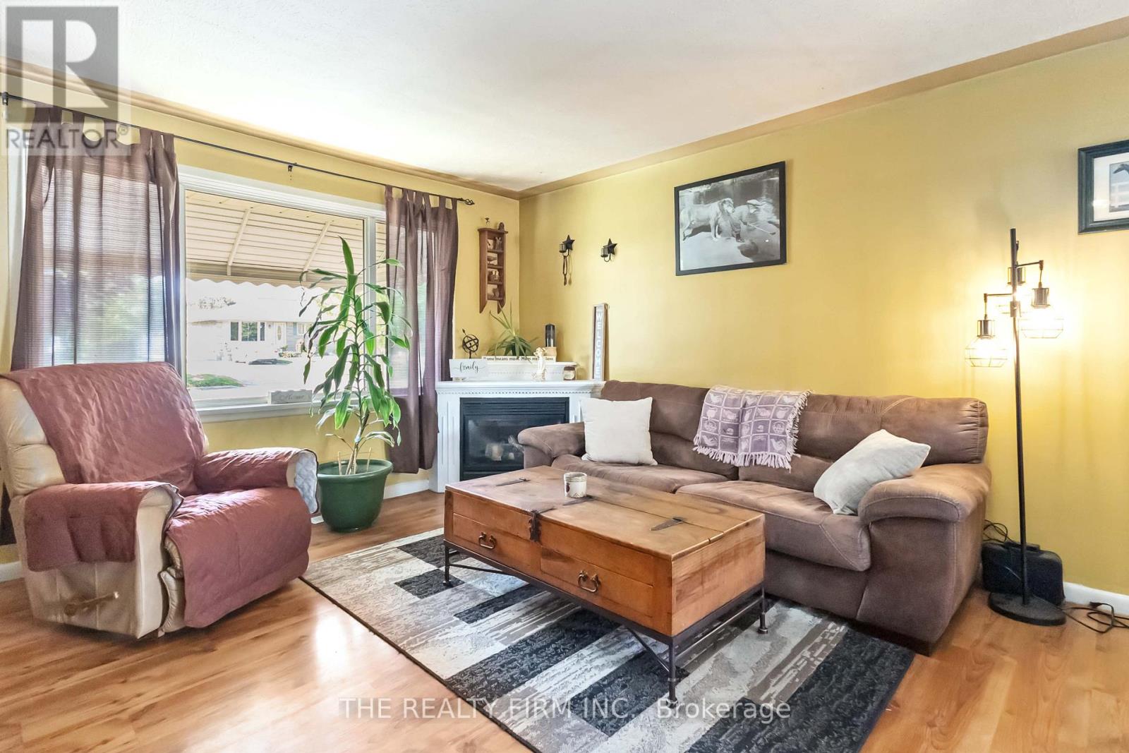1919 Duluth Crescent, London East, Ontario  N5V 1H6 - Photo 13 - X12451404