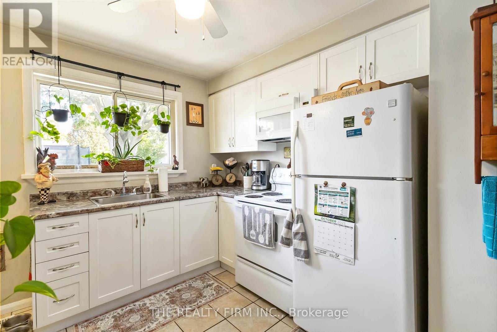 1919 Duluth Crescent, London East, Ontario  N5V 1H6 - Photo 22 - X12451404
