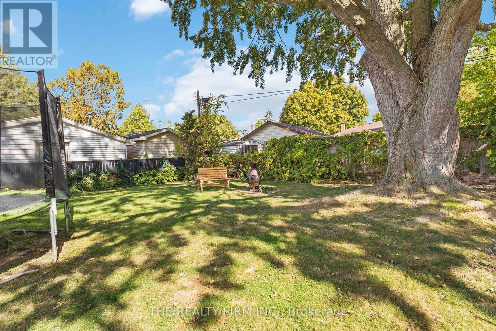 1919 Duluth Crescent, London East, Ontario  N5V 1H6 - Photo 43 - X12451404