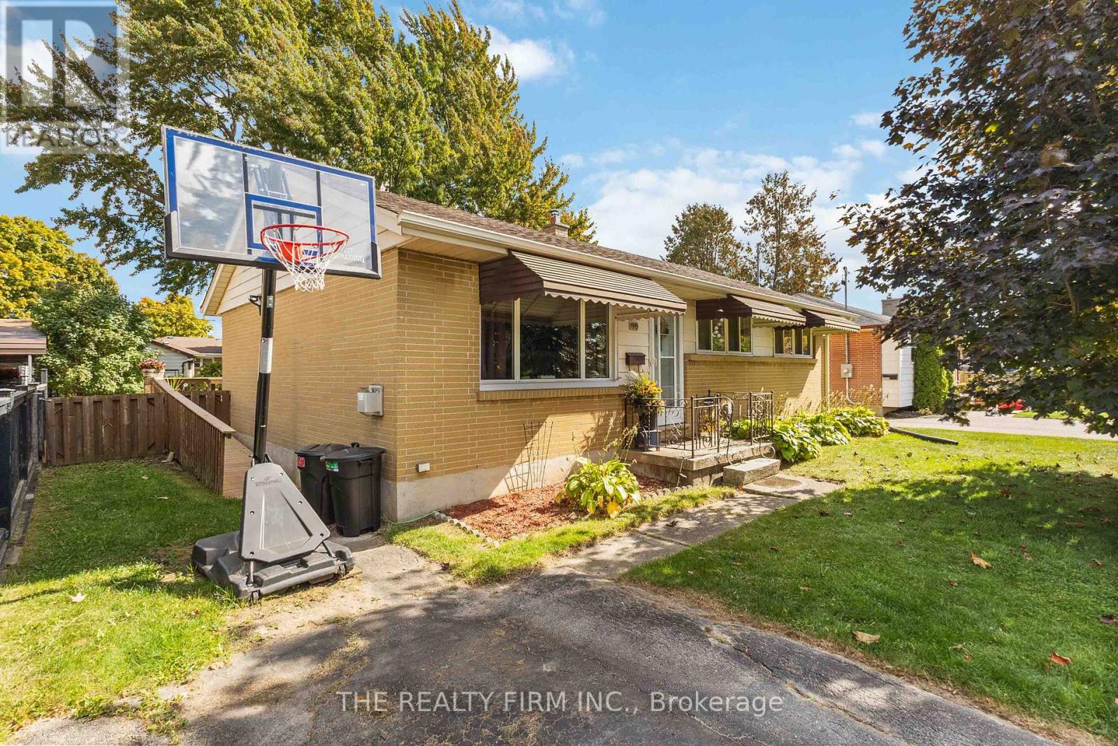 1919 Duluth Crescent, London East, Ontario  N5V 1H6 - Photo 8 - X12451404