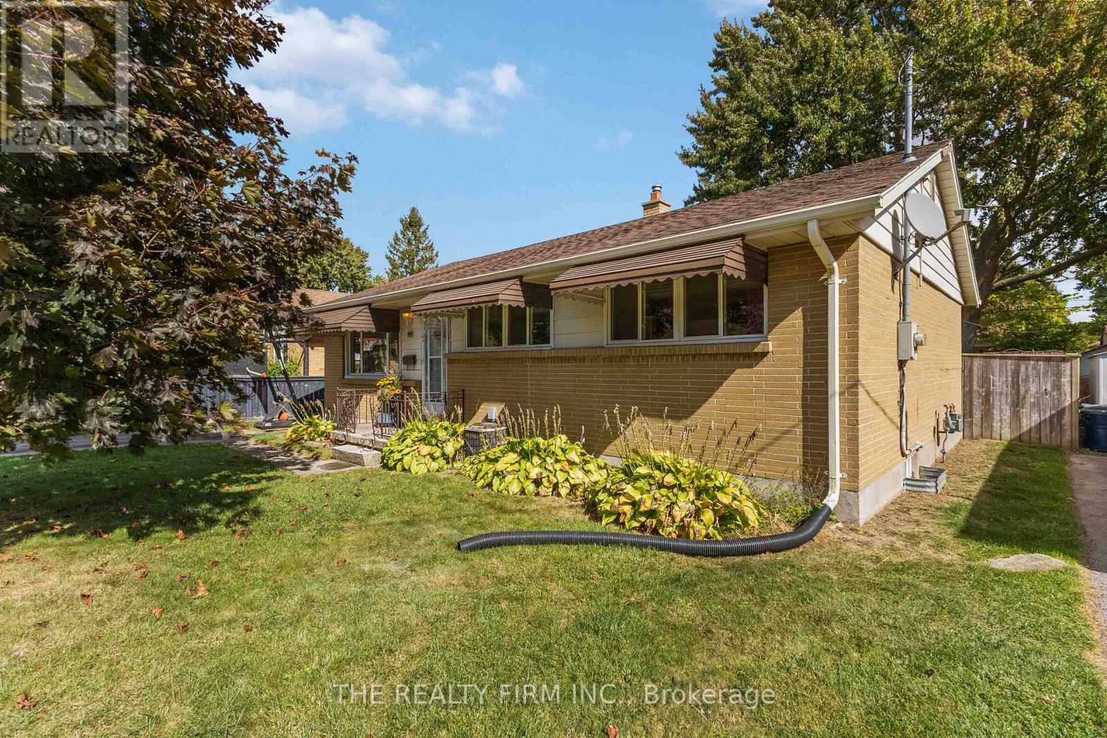 1919 Duluth Crescent, London East, Ontario  N5V 1H6 - Photo 9 - X12451404