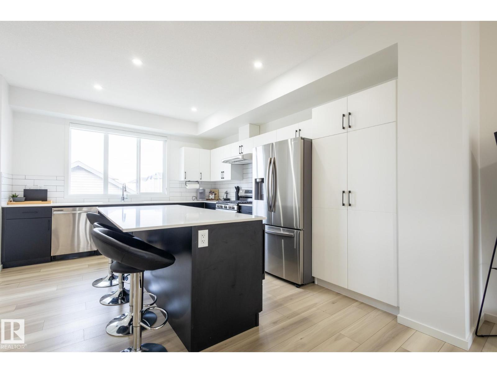5016 Kinney Li Sw, Edmonton, Alberta  T6W 5G4 - Photo 7 - E4461282