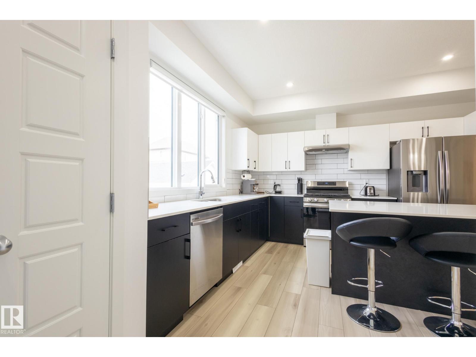 5016 Kinney Li Sw, Edmonton, Alberta  T6W 5G4 - Photo 8 - E4461282