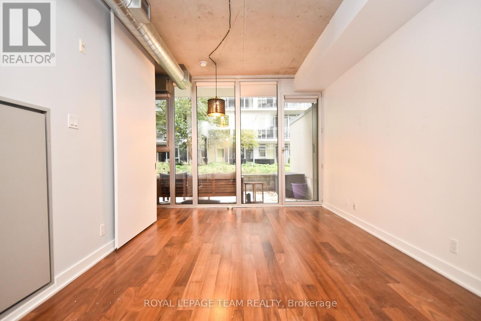 211 - 354 Gladstone Avenue, Ottawa, Ontario  K2P 0R4 - Photo 7 - X12451433