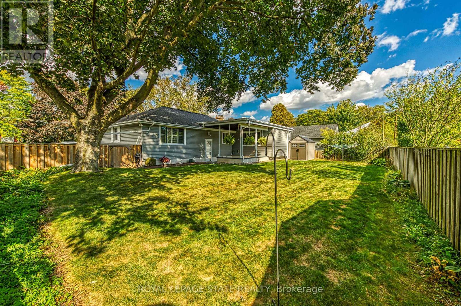 1040 Cedar Avenue, Burlington, Ontario  L7T 2S1 - Photo 32 - W12451219