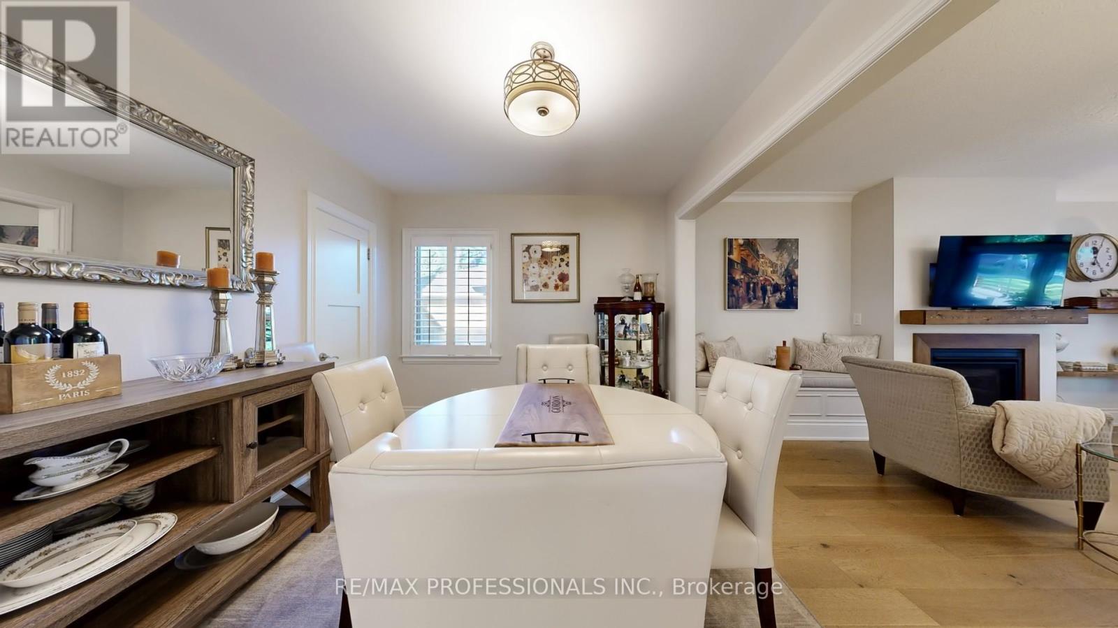 84 North Heights Road, Toronto, Ontario  M9B 2T8 - Photo 7 - W12451250