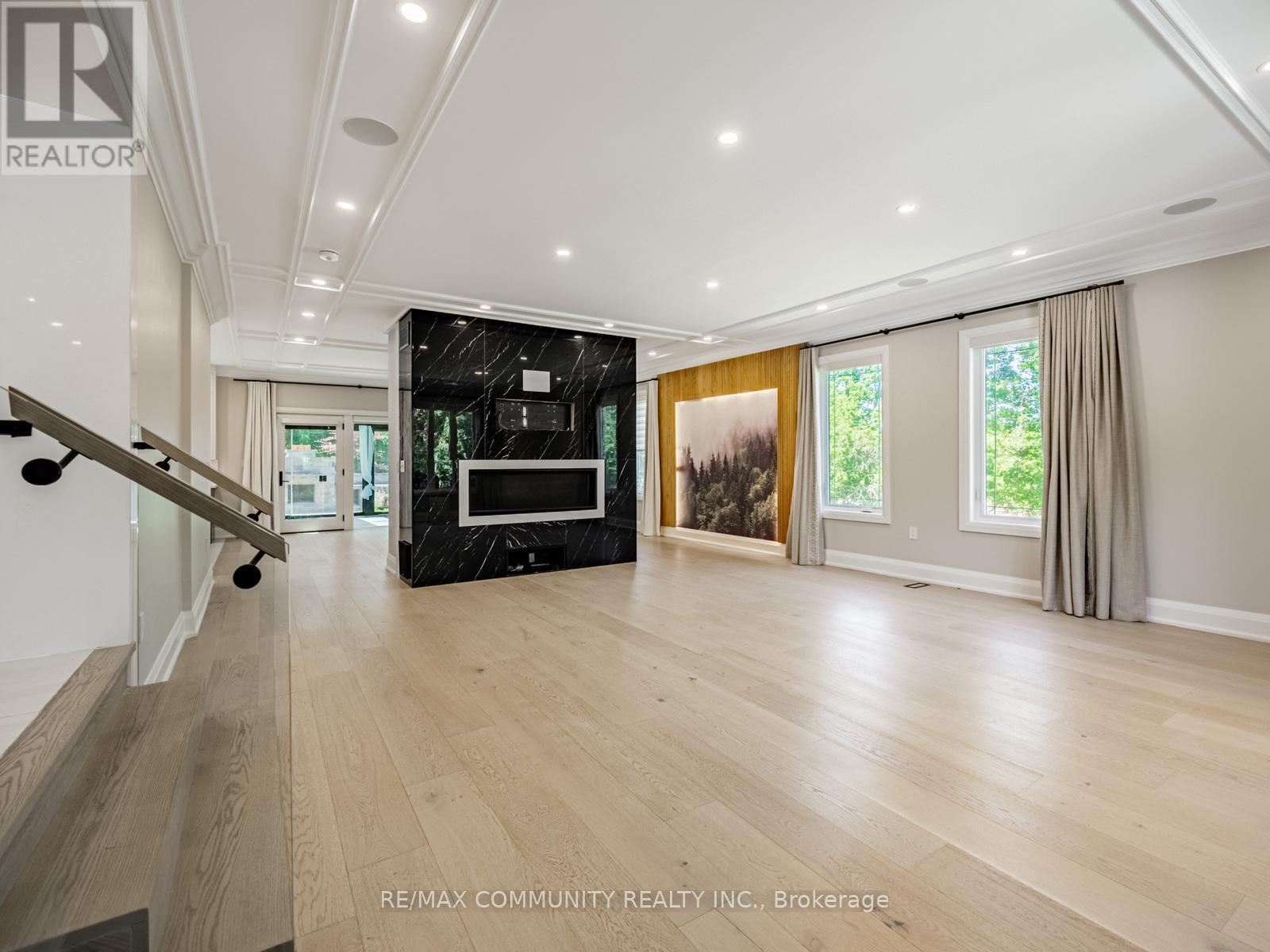 8508 Appleby Line, Milton, Ontario  L0P 1B0 - Photo 6 - W12451274