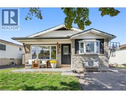 10 BROKEN OAK Crescent, Kitchener, Ontario