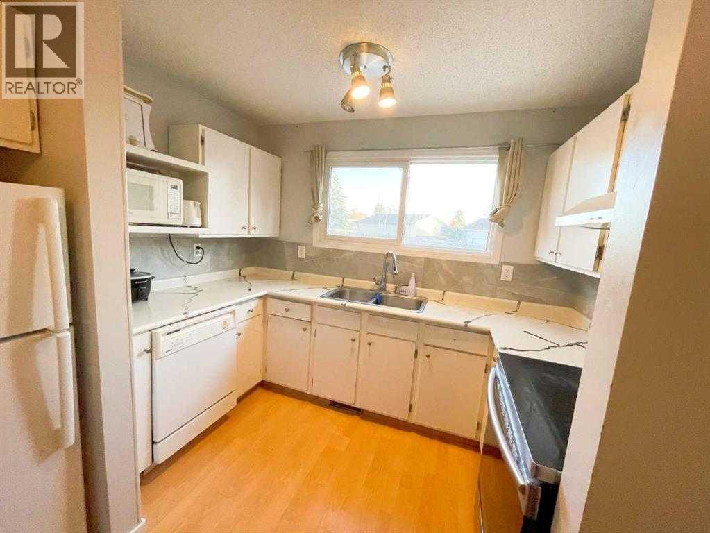 2038 7 Avenue N, Lethbridge, Alberta  T1H 4Z1 - Photo 9 - A2259000