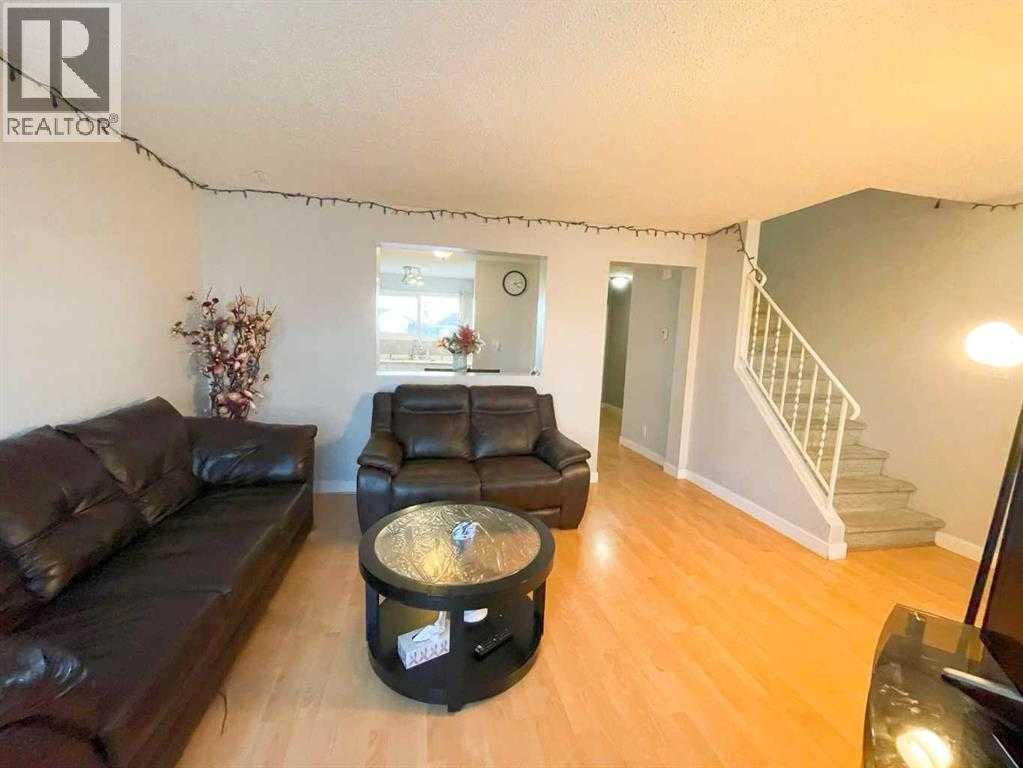 2038 7 Avenue N, Lethbridge, Alberta  T1H 4Z1 - Photo 4 - A2259000