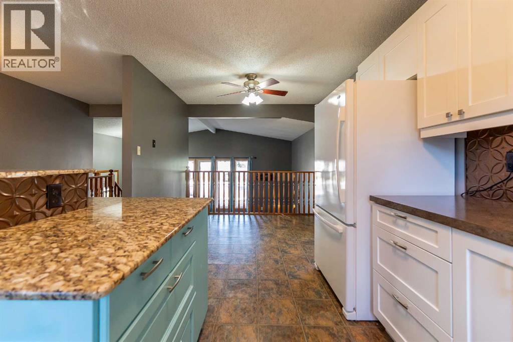 897 Red Crow Boulevard W, Lethbridge, Alberta  T1K 5P5 - Photo 13 - A2260966