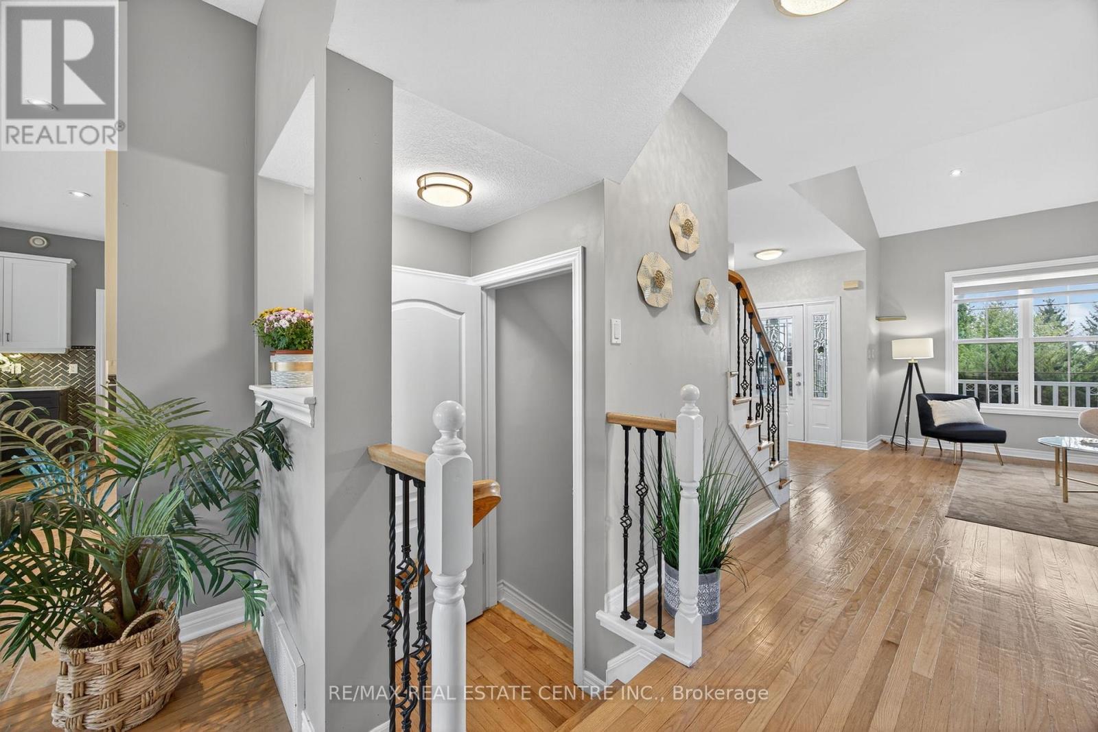 37 Woodland Drive, East Garafraxa, Ontario  L9W 6B7 - Photo 36 - X12451273