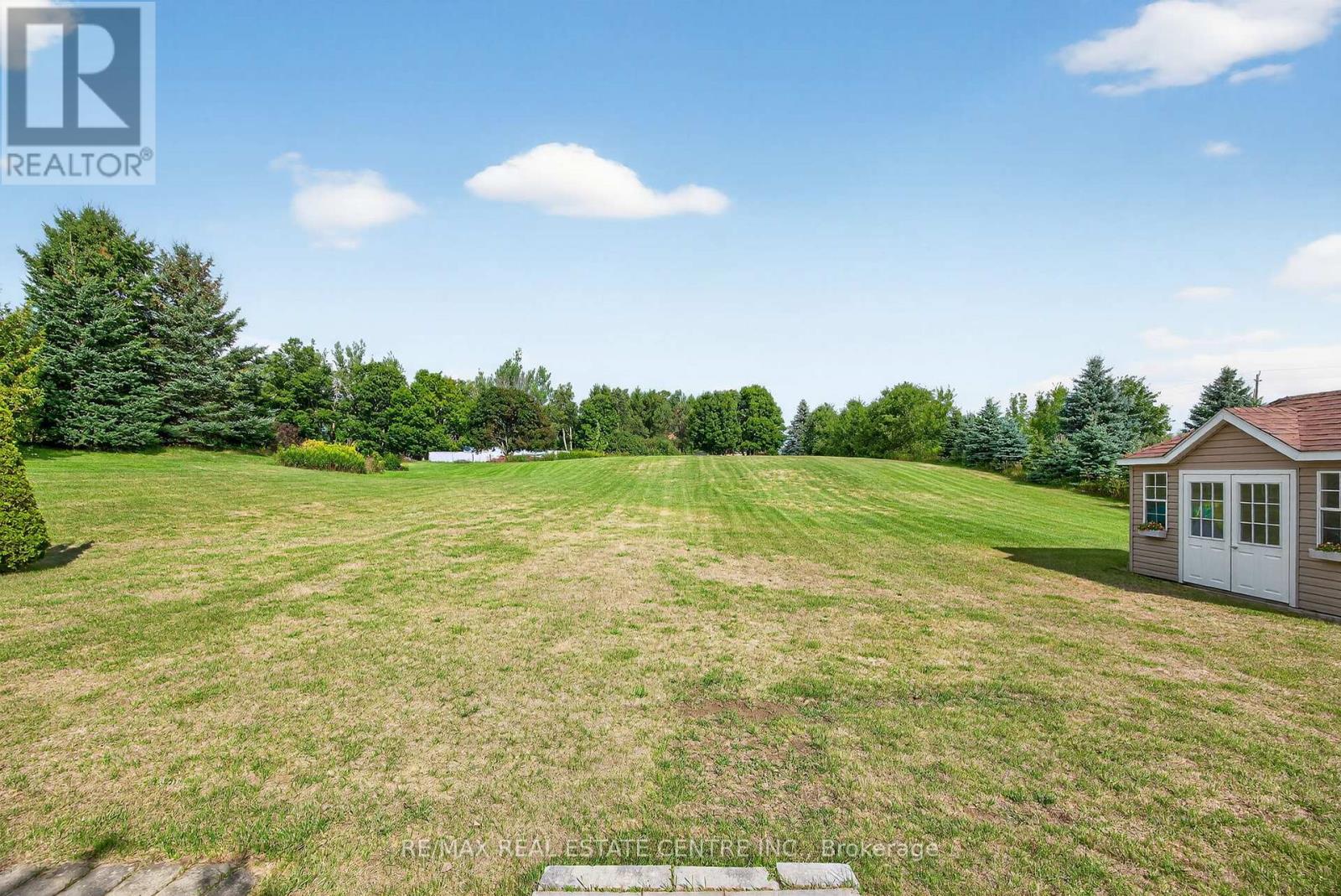 37 Woodland Drive, East Garafraxa, Ontario  L9W 6B7 - Photo 46 - X12451273