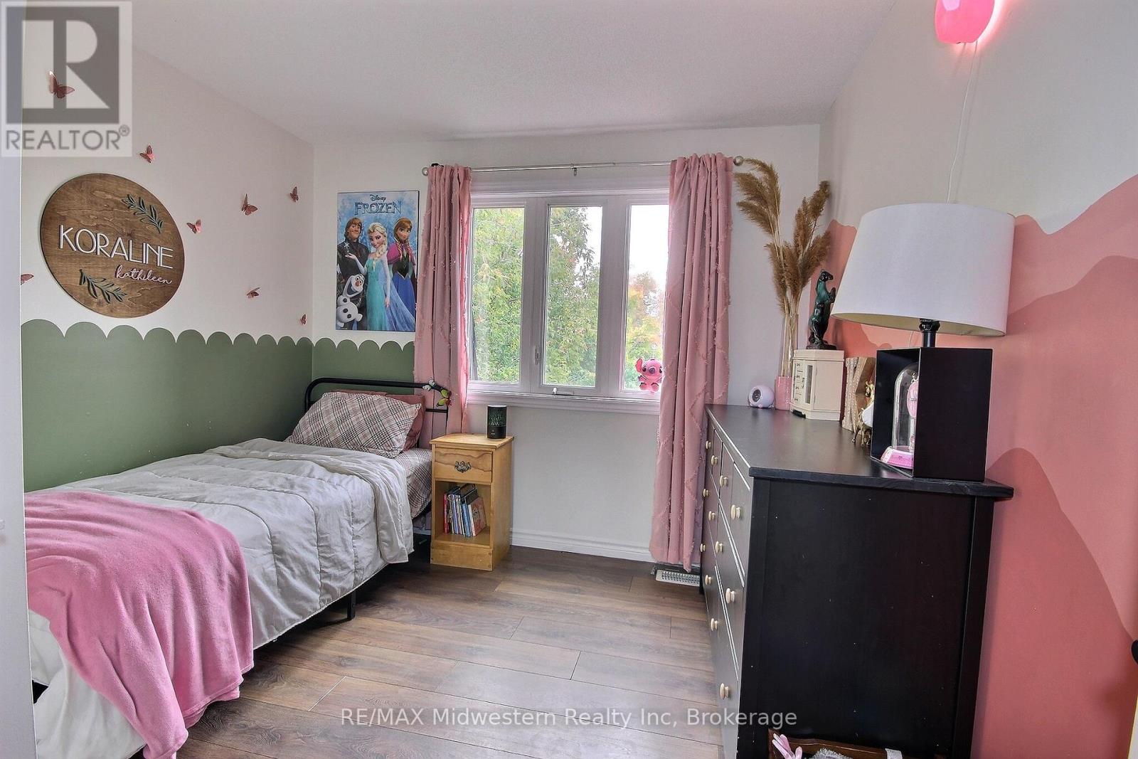 755 York Avenue N, North Perth, Ontario  N4W 2Y4 - Photo 8 - X12451392