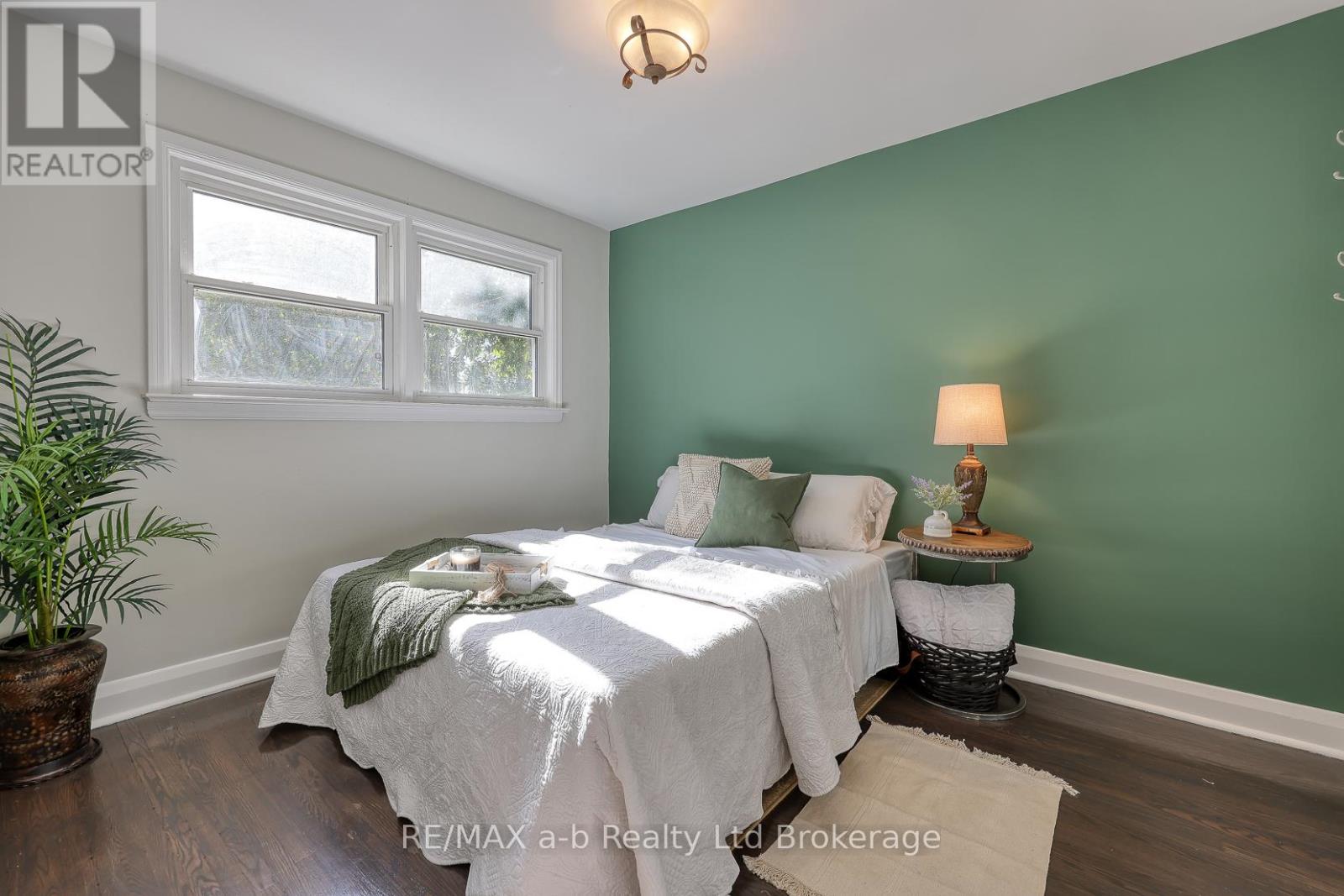 796 Bayswater Street, Woodstock, Ontario  N4S 5K5 - Photo 12 - X12451398