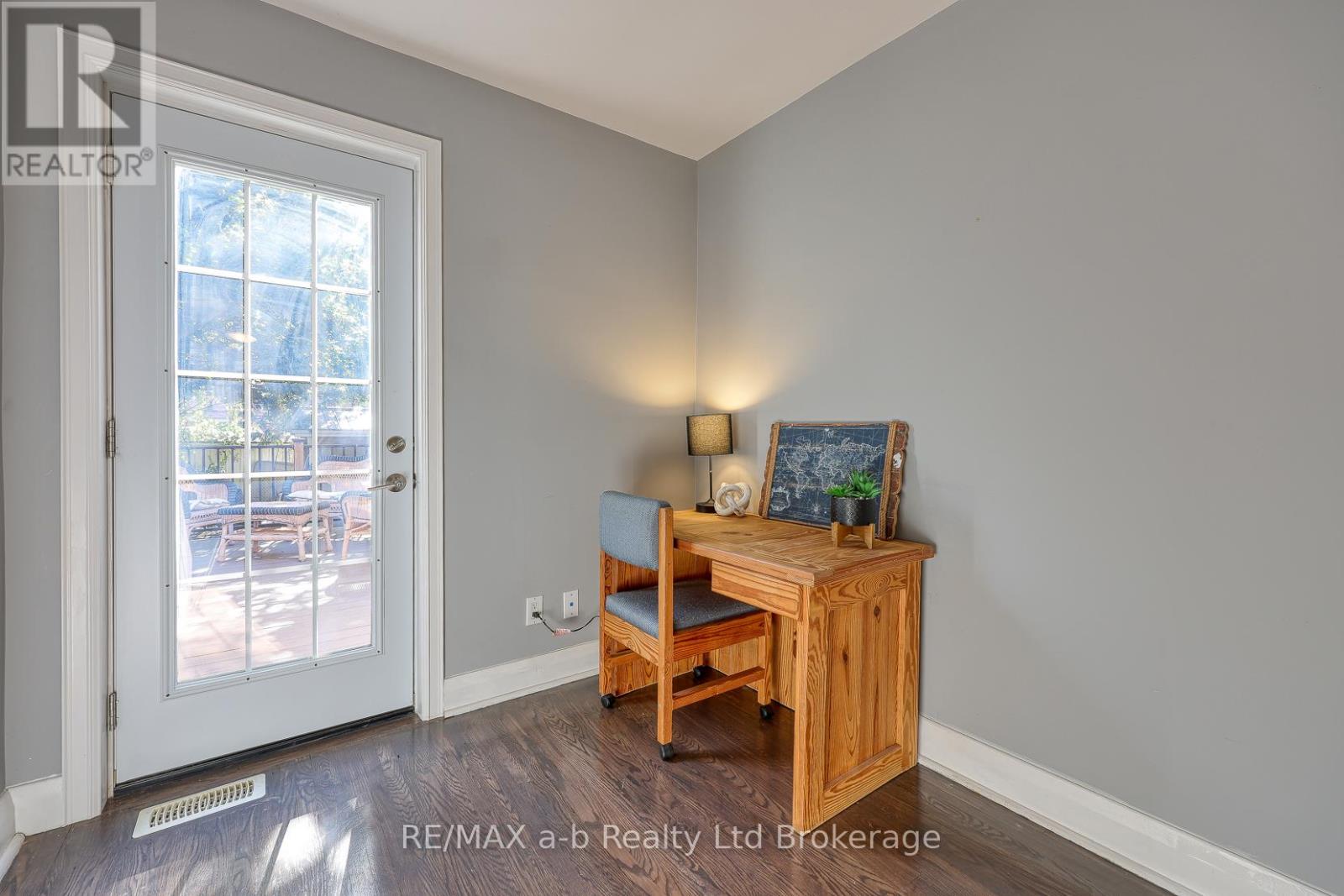 796 Bayswater Street, Woodstock, Ontario  N4S 5K5 - Photo 16 - X12451398