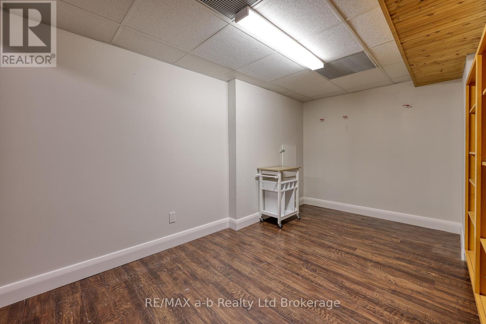 796 Bayswater Street, Woodstock, Ontario  N4S 5K5 - Photo 24 - X12451398