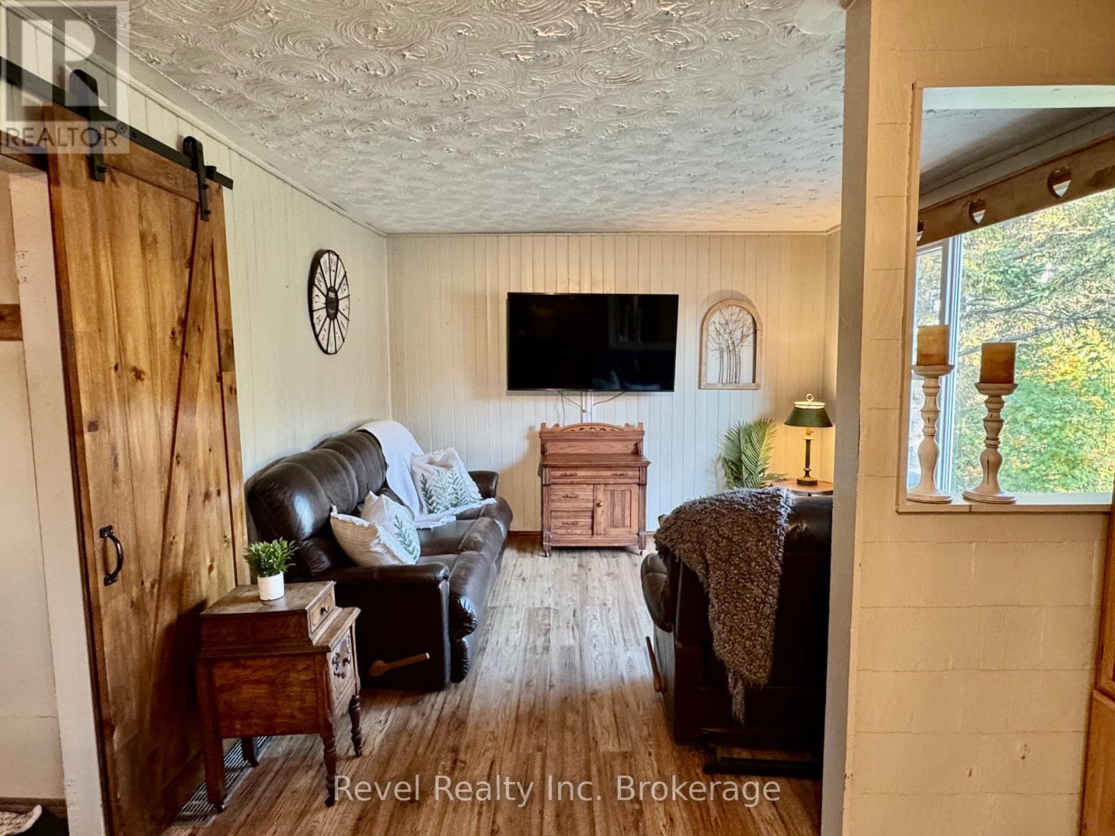 2816 Chiswick Line, Chisholm, Ontario  P0H 1Z0 - Photo 22 - X12451323