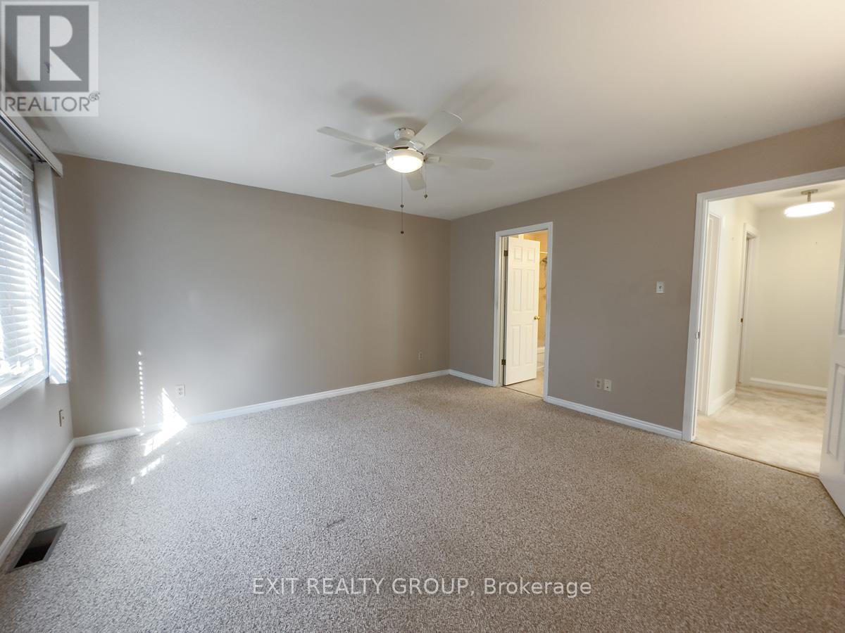 #14 - 11 Janlyn Crescent, Belleville (Belleville Ward), Ontario  K8N 5R4 - Photo 20 - X12426618