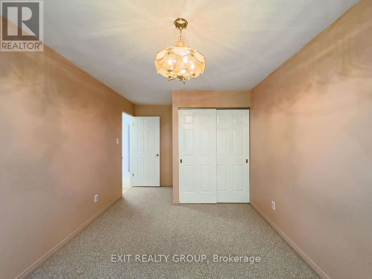 #14 - 11 Janlyn Crescent, Belleville (Belleville Ward), Ontario  K8N 5R4 - Photo 25 - X12426618