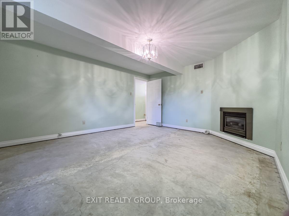 #14 - 11 Janlyn Crescent, Belleville (Belleville Ward), Ontario  K8N 5R4 - Photo 33 - X12426618