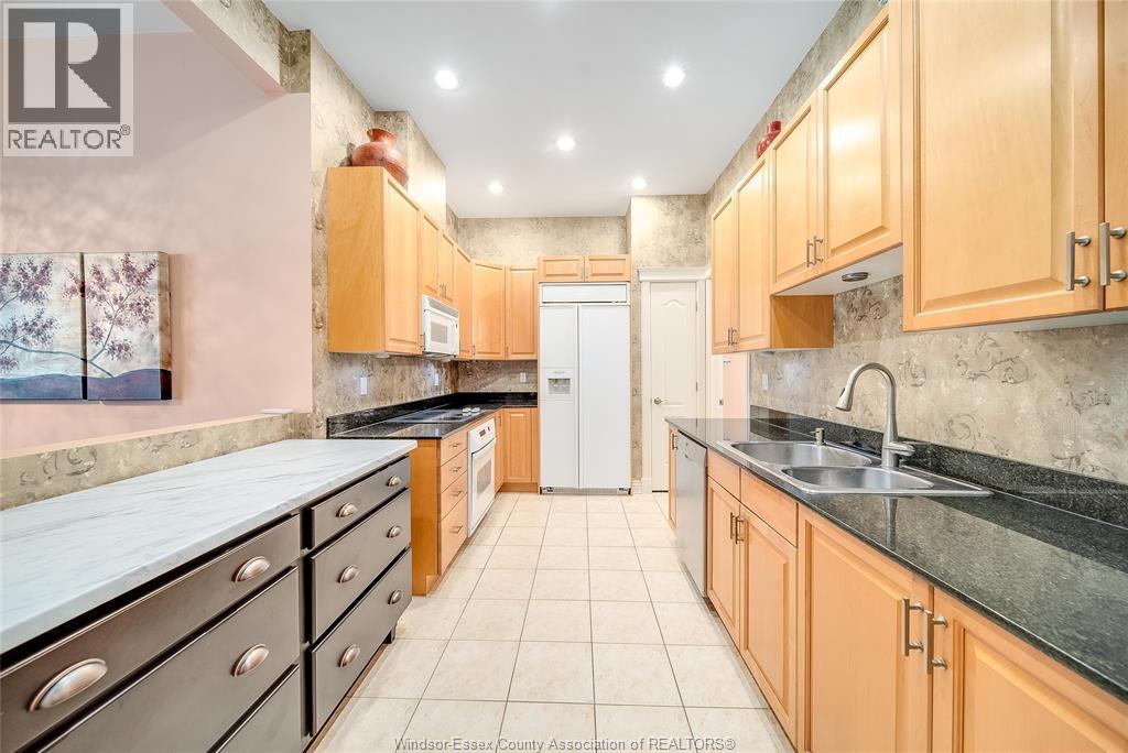 4955 Riverside Drive East Unit# 203, Windsor, Ontario  N8Y 5A3 - Photo 14 - 25025643