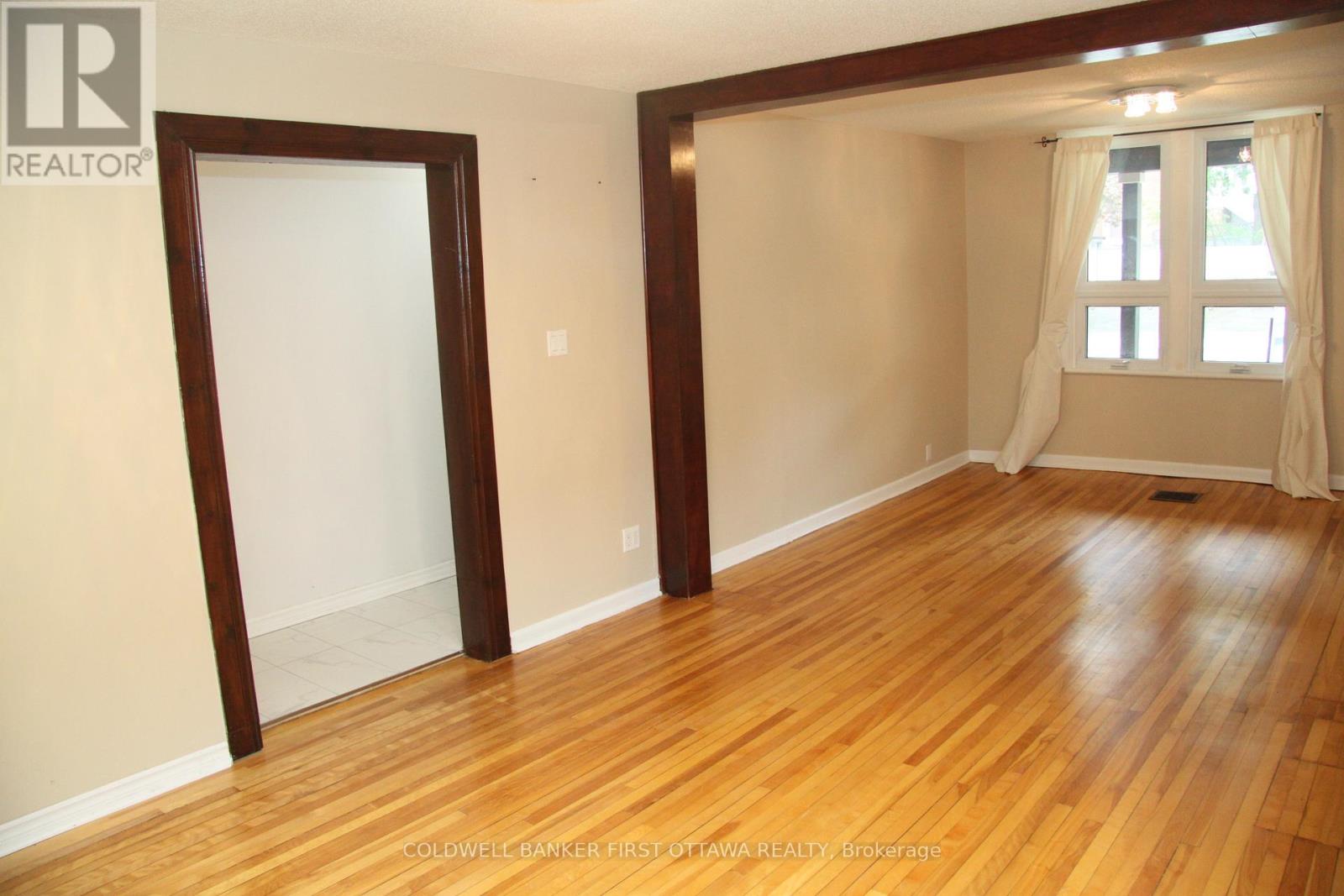 1 - 511 Cooper Street E, Ottawa, Ontario  K1R 5J1 - Photo 14 - X12431450