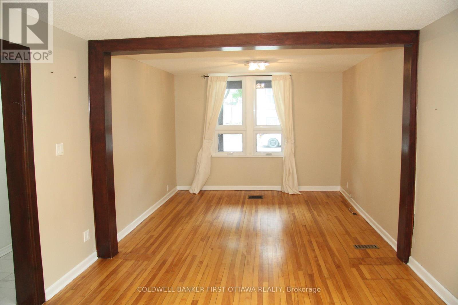 1 - 511 Cooper Street E, Ottawa, Ontario  K1R 5J1 - Photo 13 - X12431450