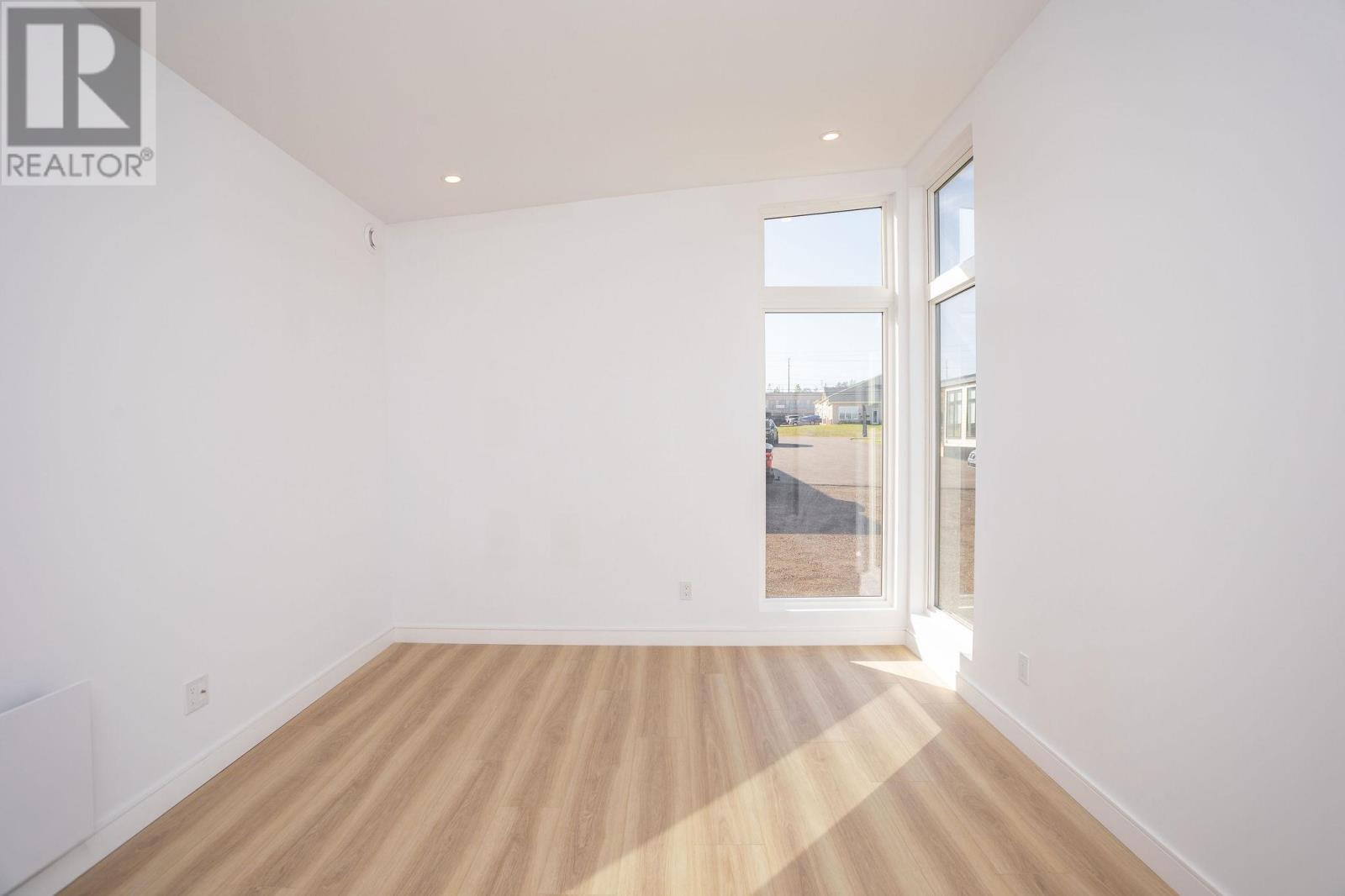 17 Myrtle Street, Stratford, Prince Edward Island  C1B 1P4 - Photo 30 - 202525407