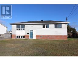 86 Maplewood Crescent, Garson, Ca