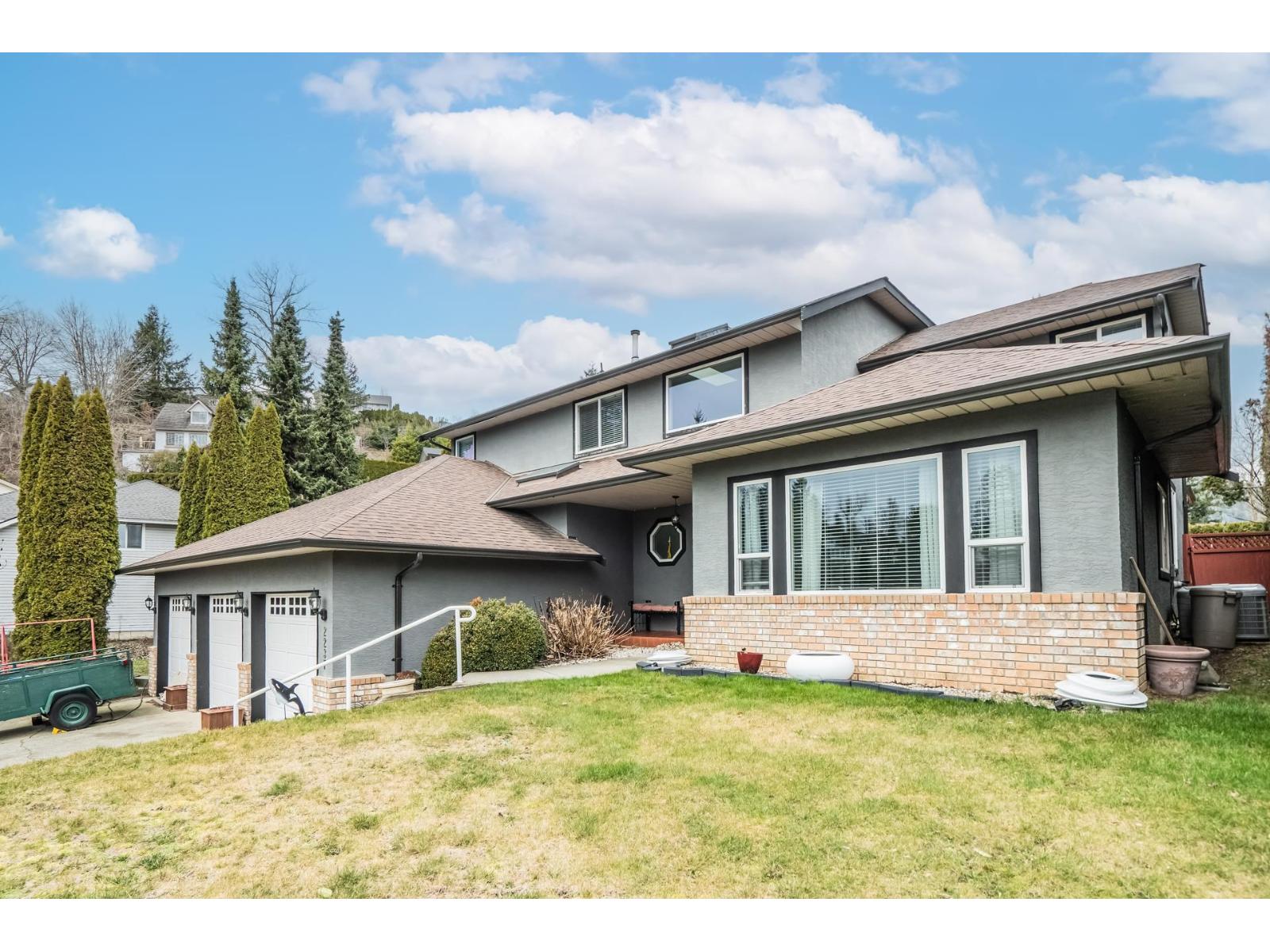 2237 Mountain Drive, Abbotsford, British Columbia  V3G 1E3 - Photo 8 - R3056400