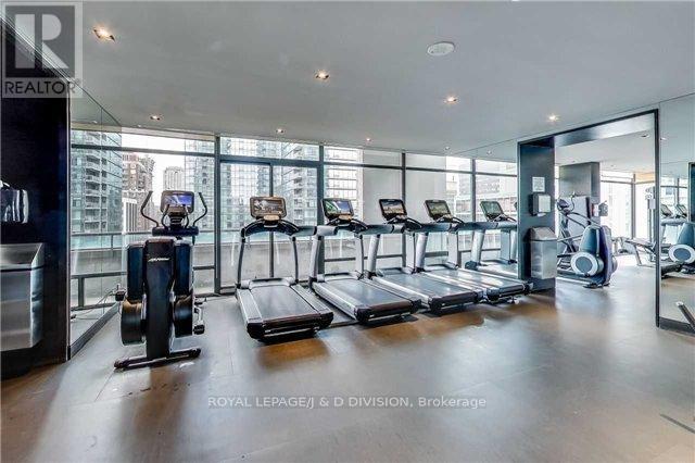 2202 - 18 Yorkville Avenue, Toronto (Annex), Ontario  M4W 3Y8 - Photo 12 - C12451289
