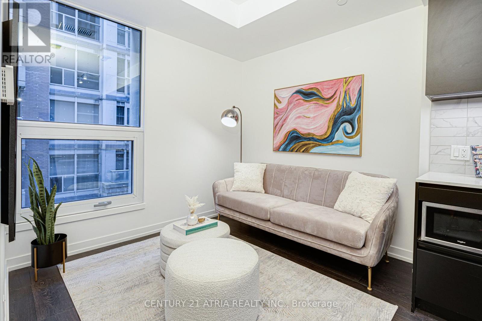 322 - 55 Mercer Street, Toronto (Waterfront Communities), Ontario  M5V 0W4 - Photo 13 - C12451303