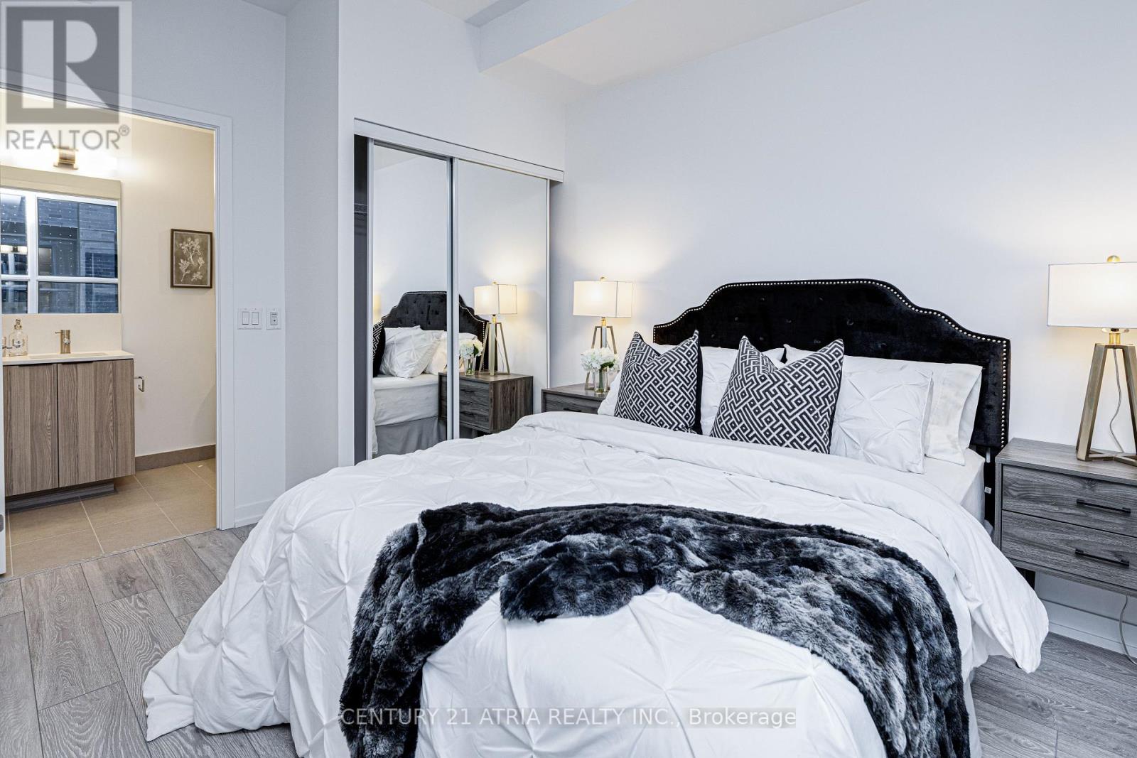 308 - 55 Mercer Street, Toronto (Waterfront Communities), Ontario  M5V 0W4 - Photo 15 - C12451331