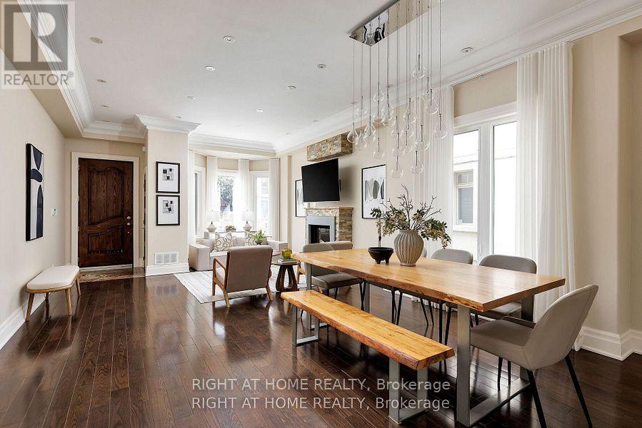 8 Rutherglen Road, Toronto (Leaside), Ontario  M4G 1L6 - Photo 18 - C12451371