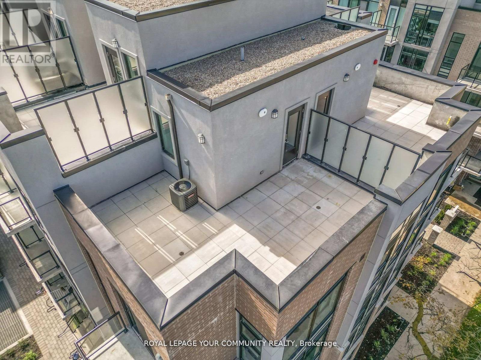3rd - 11-851 Sheppard Avenue, Toronto, Ontario  L4C 0T4 - Photo 6 - C12451376