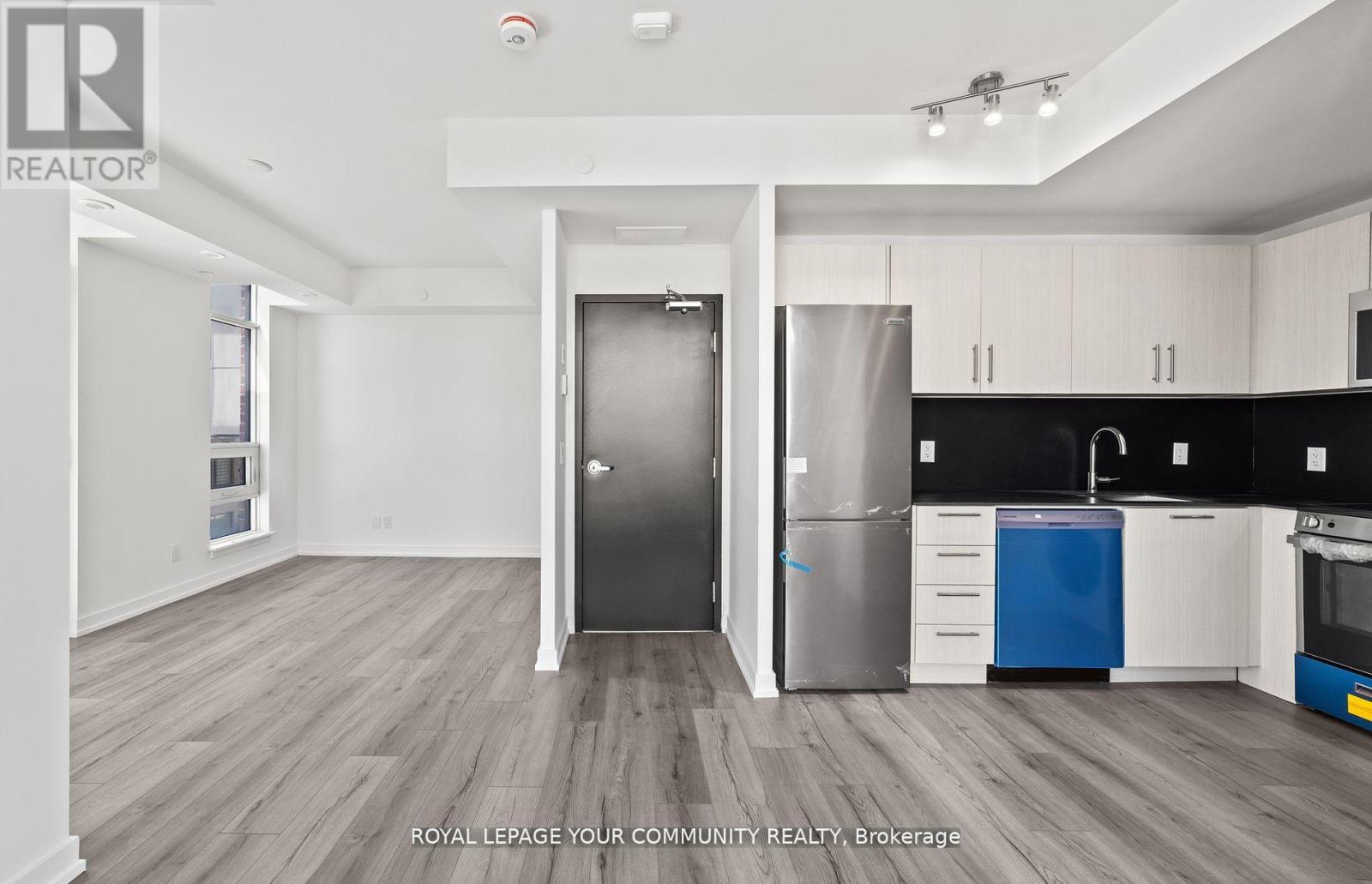3rd - 11-851 Sheppard Avenue, Toronto, Ontario  L4C 0T4 - Photo 7 - C12451376