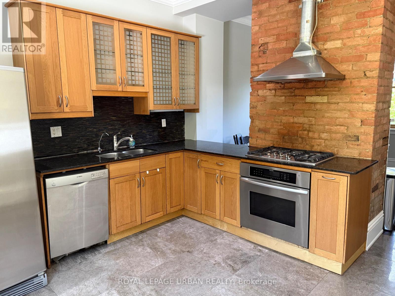 306 Seaton Street, Toronto, Ontario  M5A 2T7 - Photo 11 - C12451384