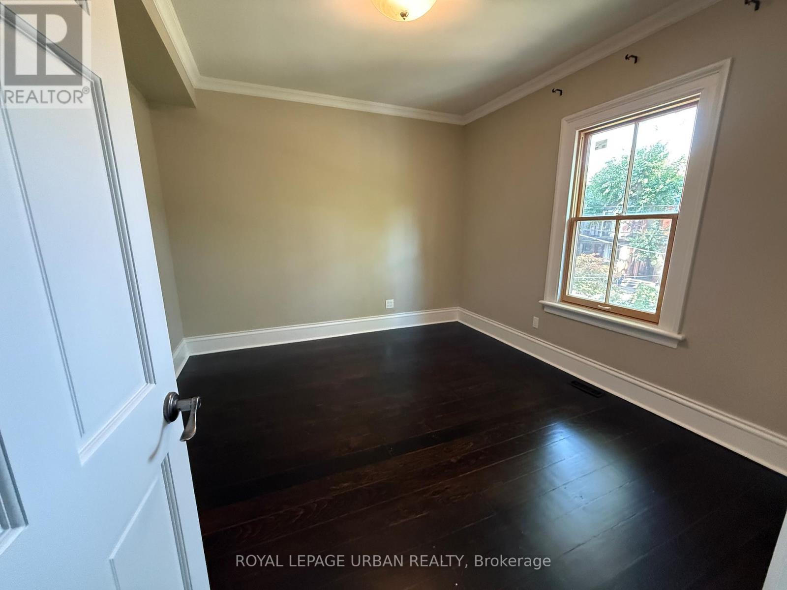 306 Seaton Street, Toronto, Ontario  M5A 2T7 - Photo 9 - C12451384