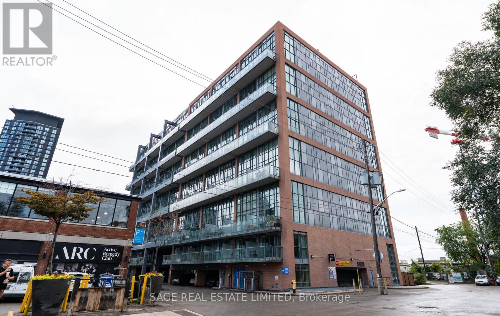 718 - 5 Hanna Avenue, Toronto, Ontario  M6K 0B3 - Photo 2 - C12451403