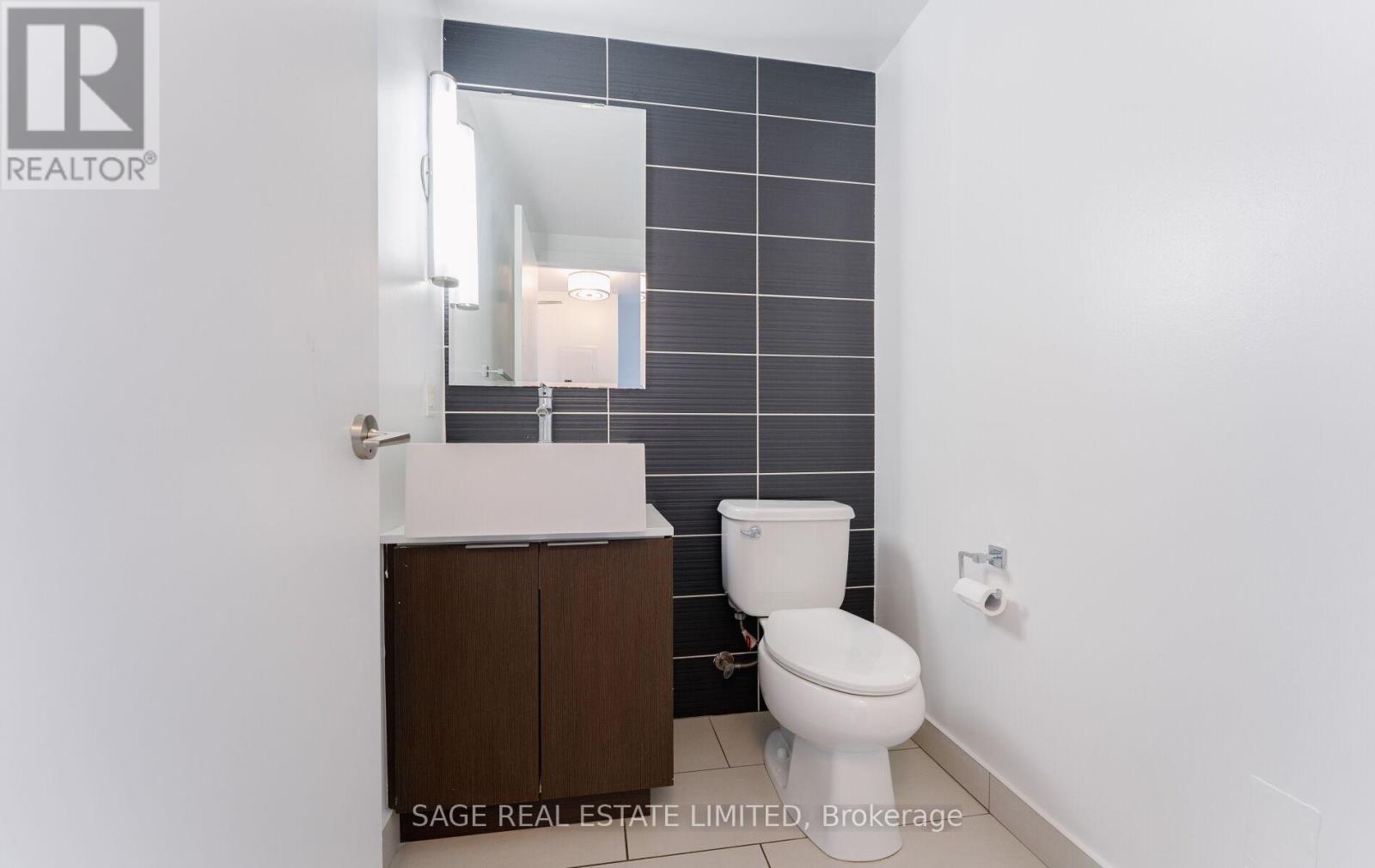 718 - 5 Hanna Avenue, Toronto, Ontario  M6K 0B3 - Photo 20 - C12451403